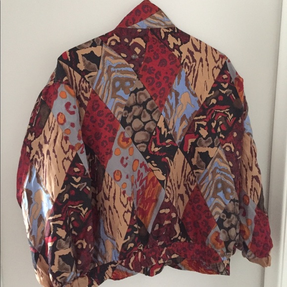 ✨LAST CHANCE✨ 100% Silk Vintage Jacket - Picture 2 of 7